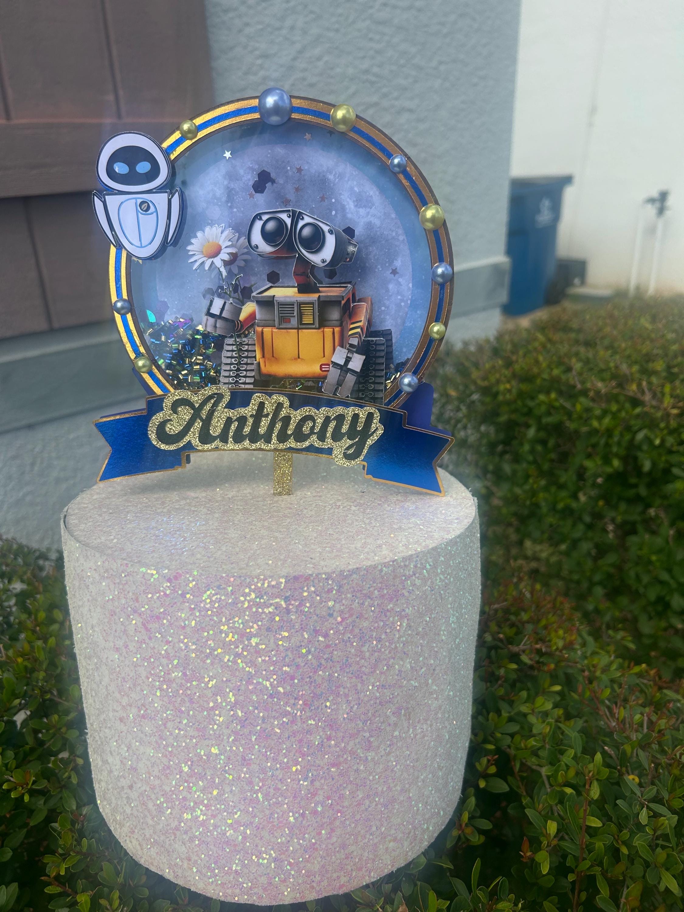 Wall-E Robot Cake Topper – Custom Birthday Decor - Thumbnail 6