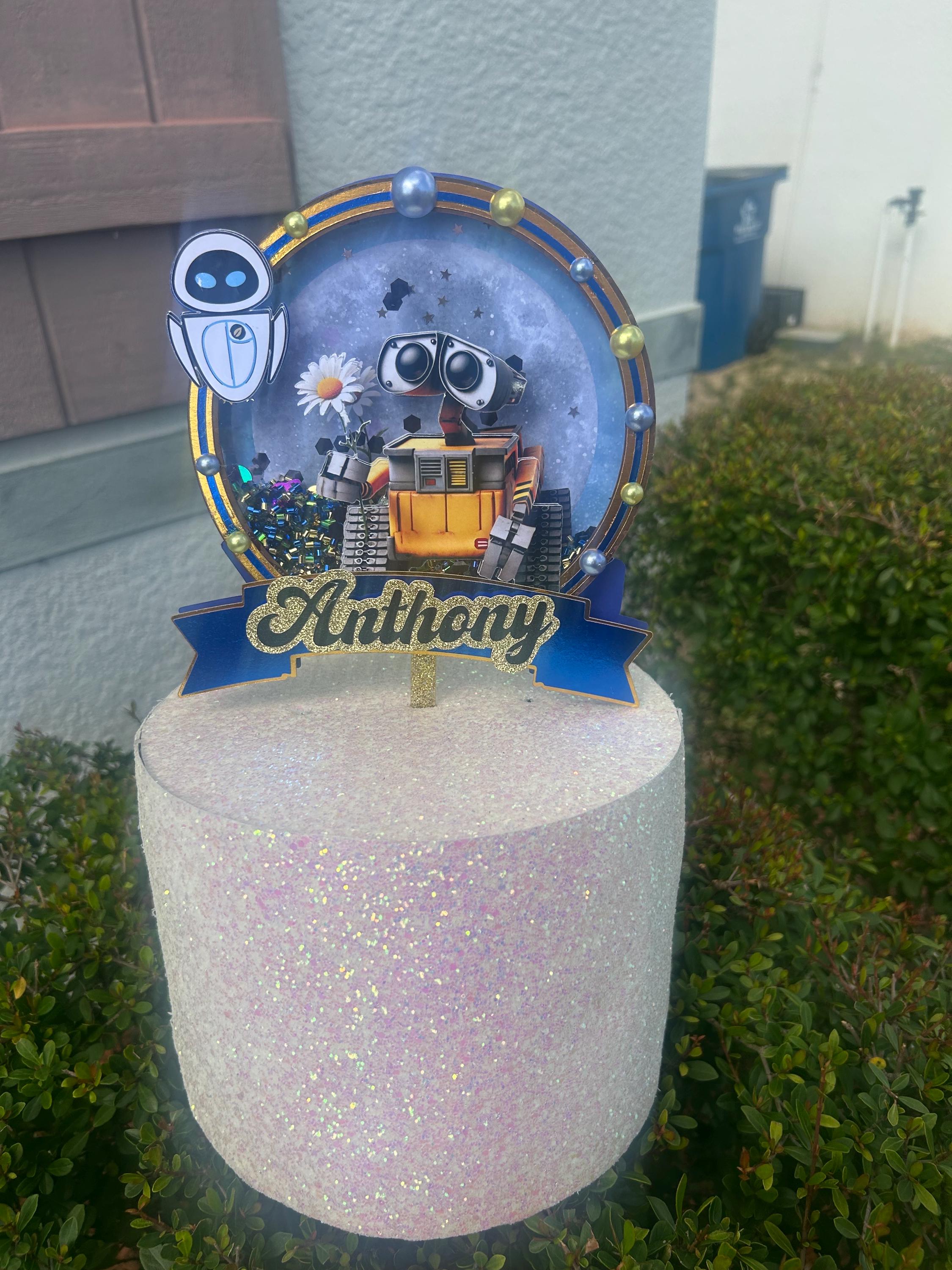 Wall-E Robot Cake Topper – Custom Birthday Decor