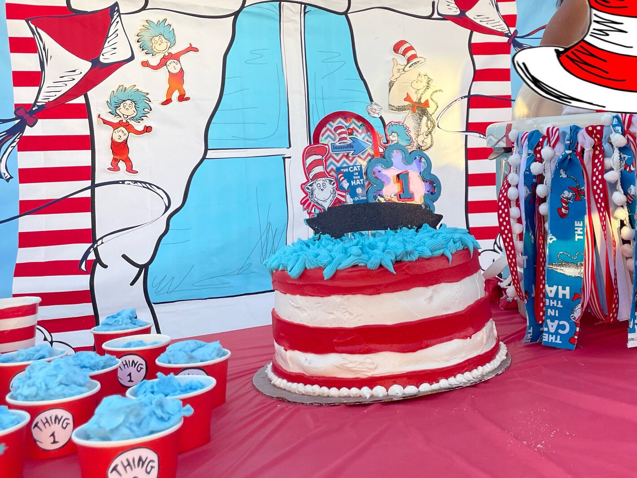 Cat Red and White Hat Birthday Cake Topper - Thumbnail 3
