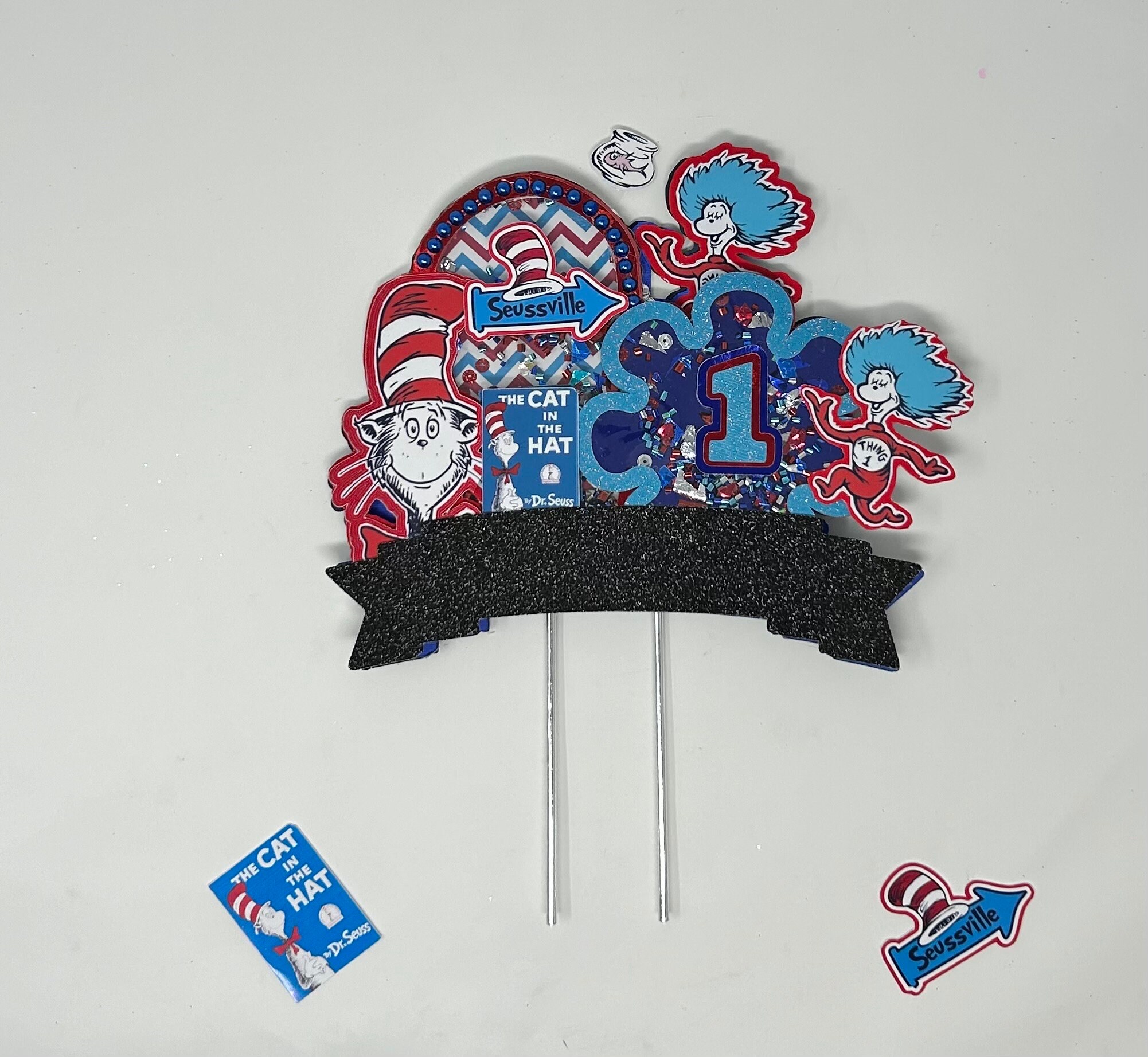Cat Red and White Hat Birthday Cake Topper - Thumbnail 2
