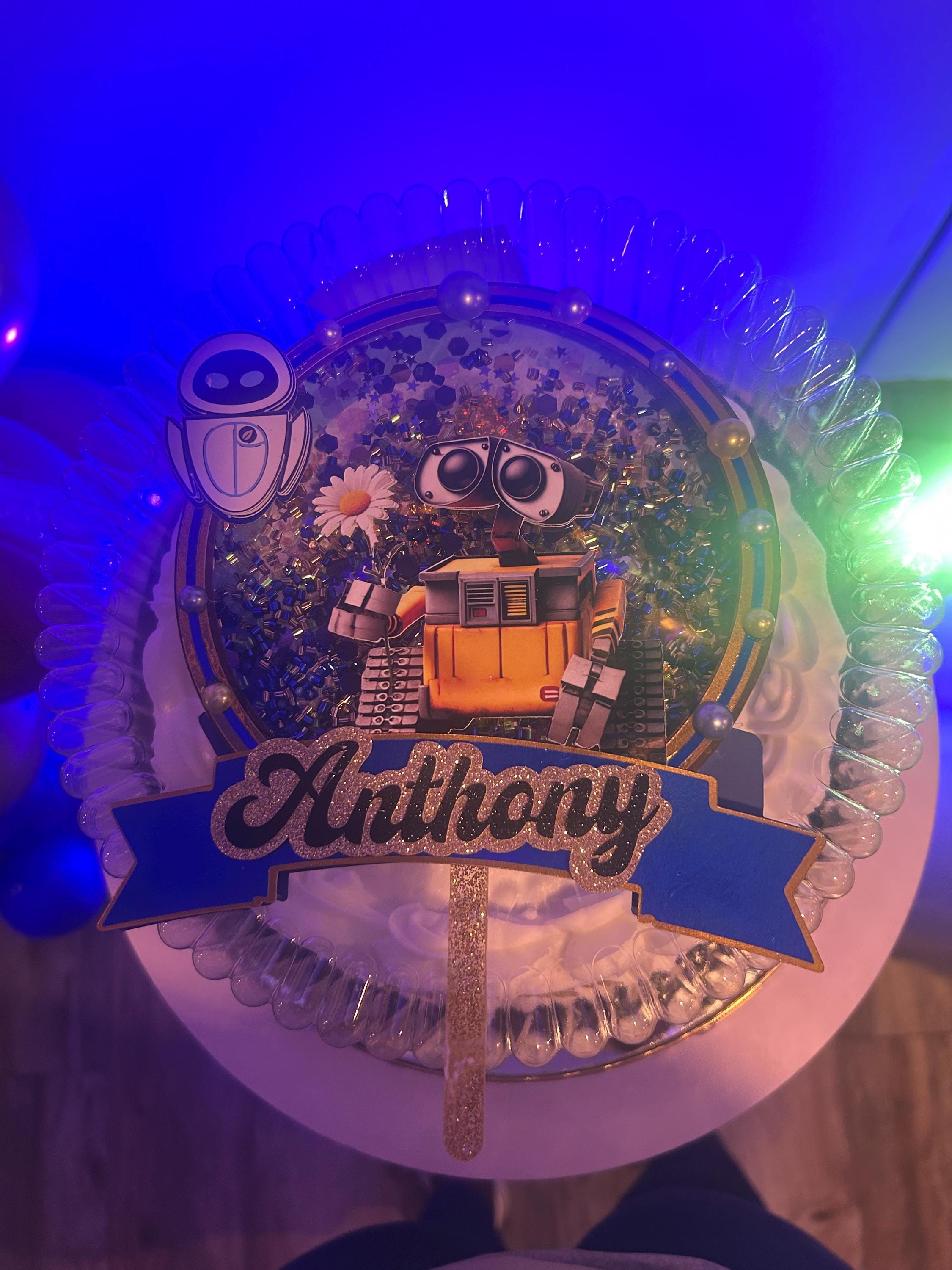 Wall-E Robot Cake Topper – Custom Birthday Decor - Thumbnail 4