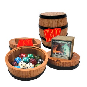 Barril de almacenamiento MTG con bandeja para dados