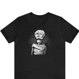 Scared Haunted Mummy Spooky Halloween Costume Trick Or Treat Gifts For Men Women Girls Boys Scary Unisex Short Sleeve Black Tee T-Shirt