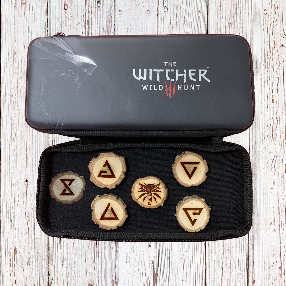 Witcher 3 Hunt Game Switch Case With Engraved Wolf - Etsy