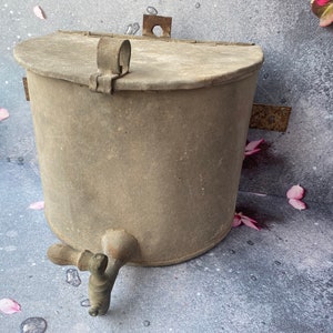 Water Dispenser - Lavabo - Outdoor Washbasin - Washstand - Wall sink - Farmhouse - Rustic Decor