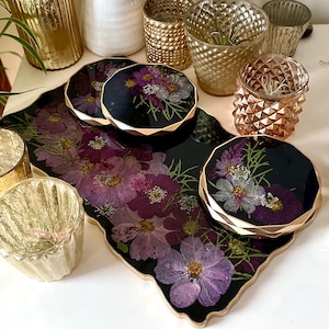 Shades of Purple Flowers Resin Geode Serving Tray and Coasters | Platter | Charcuterie | Housewarming Gift | Wedding | Vanity Tray