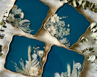 Teal and White Flower Wavy Square Resin Coasters | Cocktails | Coffee | Housewarming | Wedding | Home Decor | Jewelry Tray