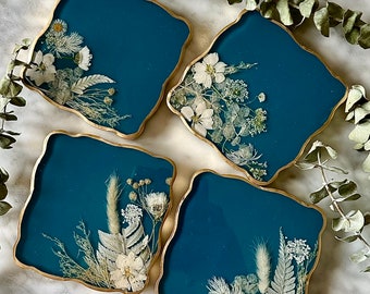 Teal and White Flower Wavy Square Resin Coasters | Cocktails | Coffee | Housewarming | Wedding | Home Decor | Jewelry Tray