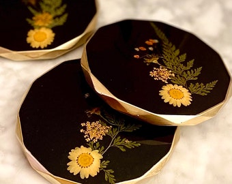 Black and Gold Resin Coasters with Pressed Dried Flowers | Housewarming | Home Decor | Cocktails | Coffee | Fall | Jewelry Tray | Halloween