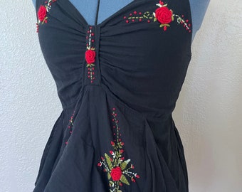 Sexy boho hippie embroidered black cotton gauze sleeveless top with flounces embroidered cotton camisole with adjustable straps comes to hip