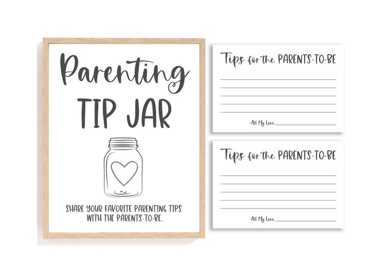 Peut inclure: Une pancarte blanche avec un cadre en bois qui dit "Parenting Tip Jar" avec un dessin d'un bocal en verre avec un c&oelig;ur &agrave; l'int&eacute;rieur. Deux cartes blanches avec du texte noir qui disent "Conseils pour les futurs parents" sont en dessous de la pancarte.