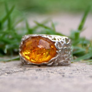 Band ring, created with natural Baltic Amber and 925 Silver, cognac amber, MJ Baltica, BP089
