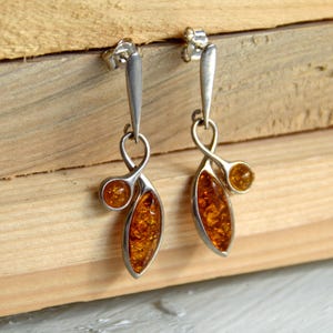 Drop earrings with natural Baltic Amber and 925 Silver, cognac amber, MJ Baltica, BK139