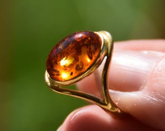 Luminous Ring with Natural Baltic Amber and 18k Gold Plated Silver, Cognac Amber, MJ Baltica, BZP012