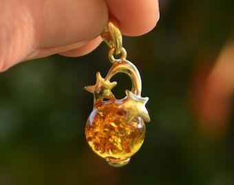 Pendant with natural Baltic Amber and 18k Gold Plated Silver, cognac amber, MJ Baltica, stars and moon, BZW074