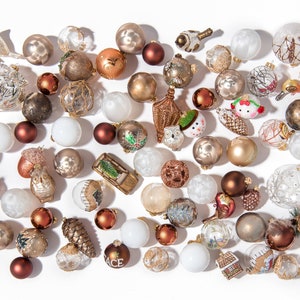 Village Collection, assorted glass ornaments 6 pieces, Christmas decor set
