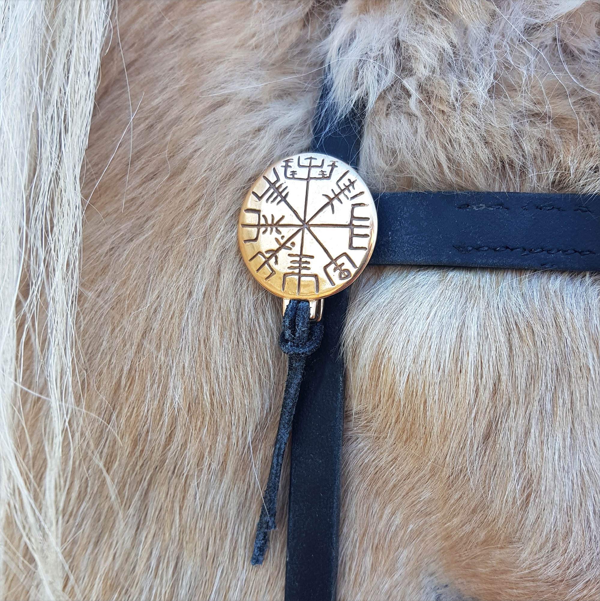 Vegvísir bronze bridle jewellery Icelandic horse diameter 3.1cm