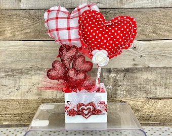 Valentines Day/Valentines Day Gift/Valentines Day Decor/Valentines Shelf Decor/Heart Wall Art/Valentines Heart/Farmhouse/Farmhouse Decor