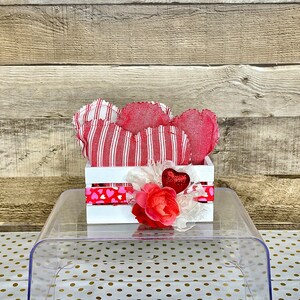 Valentines Day/Valentines Day Decor/Valentines Shelf Decor/Heart Wall Art/Valentines Heart/Valentines Day Gift/Farmhouse/Farmhouse Decor
