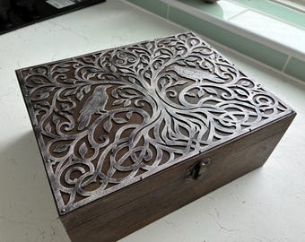 Handmade Birch Wood Keepsake Box – Tree of Life & Raven Design, Gothic Style (Removable Tray)