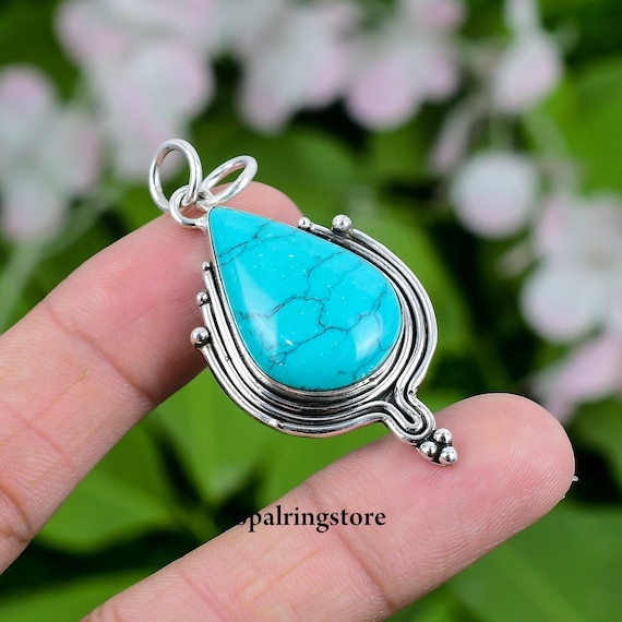 【本物】turquoise stone ネックレスチャーム　silver925 Blue Turquoise Handmade Pendant: 925 Sterling Silver Gemstone
