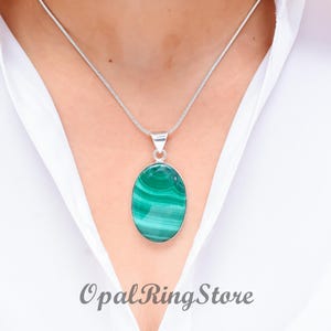 Natural Malachite Pendant Necklace – 925 Sterling Silver Handmade Gemstone Jewelry – Green Malachite Necklace Gift for Her, Mom, Wife