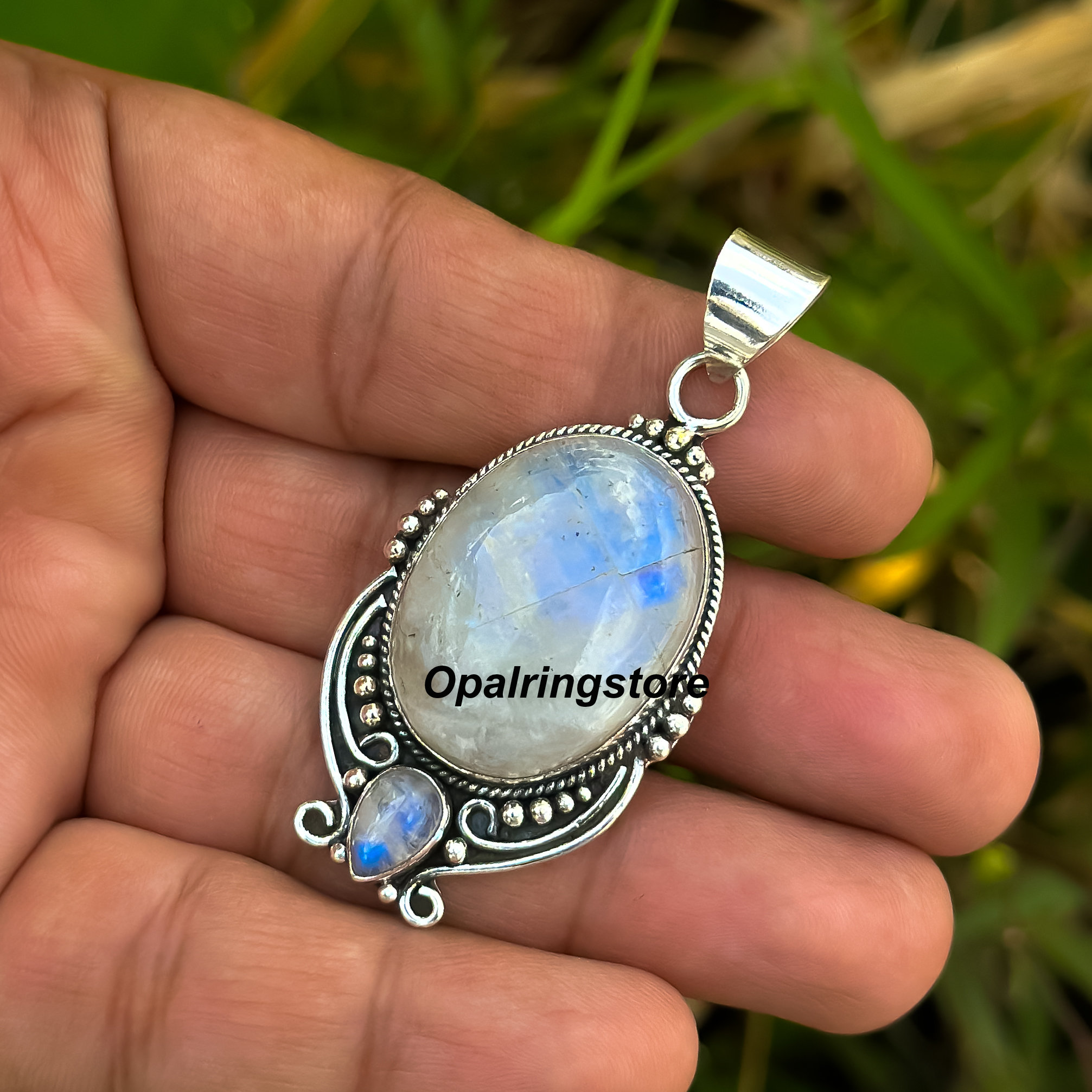 レインボームーンストーンペンダント：ハンドメイド925スターリング