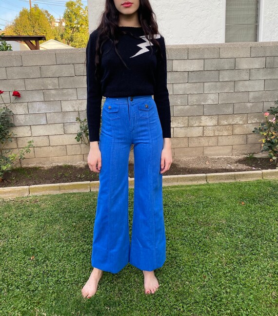 LUV IT! Blue bellbottom flares