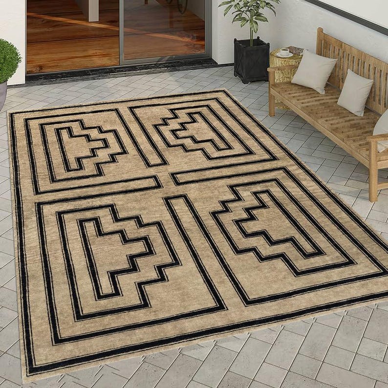 Hand-Knotted Wool Rug: Beige and Black Geometric Maze Pattern image 1