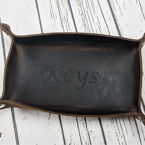 Personalized Crazy Horse Leather Valet Tray | Vrnc Leather