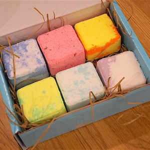 Shower Steamers/Shower Bombs, 6 pack, Aromatherapy, Highly Scented, Handmade,Artisan Bild 8