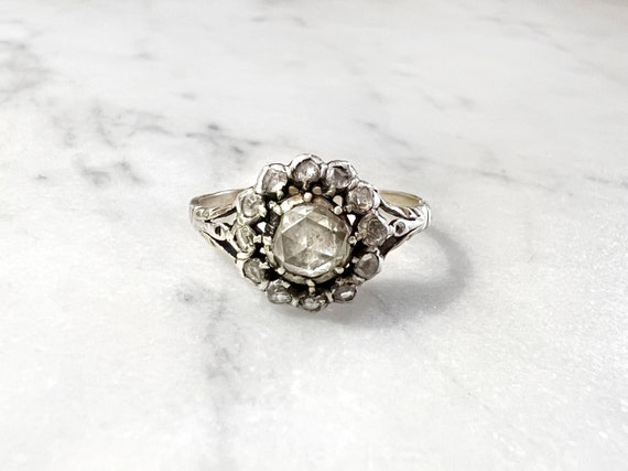 Antique Georgian grand oval diamond solitair engagement ring - Gallerease