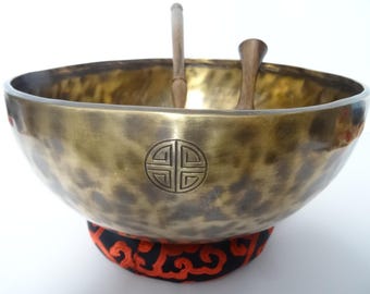 Full Moon Tibetan Singing Bowl: 11" A2 Sound Therapy Bowl Third Eye Chakra