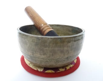 Antique Thadobati Cup Tibetan Singing Bowl Hand Hammered Himalayan Note B4