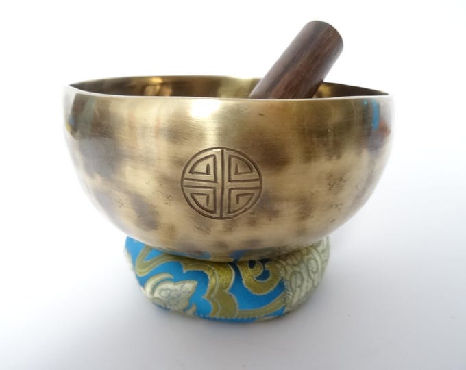 Full Moon Tibetan Singing Bowl: Sound Therapy, Note D#4 Sacral