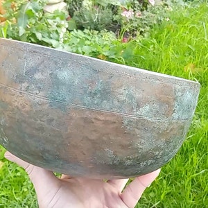 Large Antique 8.75&quot; Thadobati Tibetan Singing Bowl Hand Hammered Himalayan F3