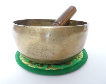 Antique Thadobati Tibetan Singing Bowl Hand Hammered Himalayan Meditation Sound Therapy C4