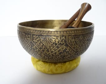 7.5" Hand Carved Tibetan Singing Bowl: Handmade Sound Therapy, Note G#3 Throat
