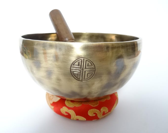 Full Moon Tibetan Singing Bowl: Sound Therapy, Note A#3 Third Eye
