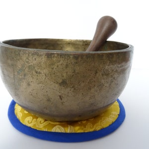 Large Antique 8&quot; Thadobati Tibetan Singing Bowl Hand Hammered Himalayan Note C4