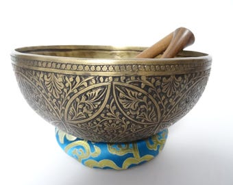 9" Hand Carved Tibetan Singing Bowl: Handmade Sound Therapy, Note D#3 Sacral
