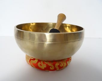 7.25" Large, Temple Sounds Therapy, Tibetan Singing Bowl, Hand Made, Healing, Note A#3 Third Eye