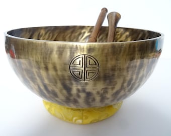 Full Moon Tibetan Singing Bowl: 10" B2 Sound Therapy Bowl Crown Chakra