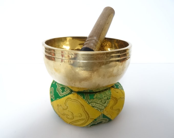 Tibetan Singing Bowl, New Jhumka Sound Therapy Sound Healing Mediation. Note A#4