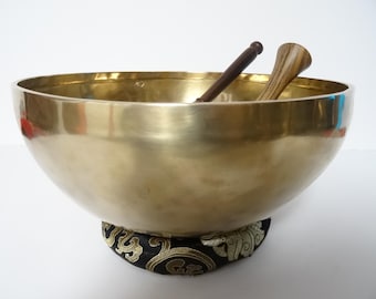 11" Tibetan Singing Bowl: Handmade Sound Therapy Bowl, Note A2, Third Eye