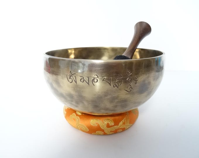 Full Moon Tibetan Singing Bowl: 6.75" C4 Sound Therapy Bowl Root Chakra