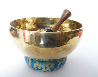 7.5" Tibetan Singing Bowl: Handmade Sound Therapy, Note F#3 Heart