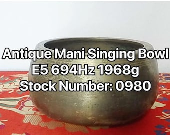 Antique Mani Tibetan singing bowl Himalayan meditation sound therapy healing buddhism Note E5
