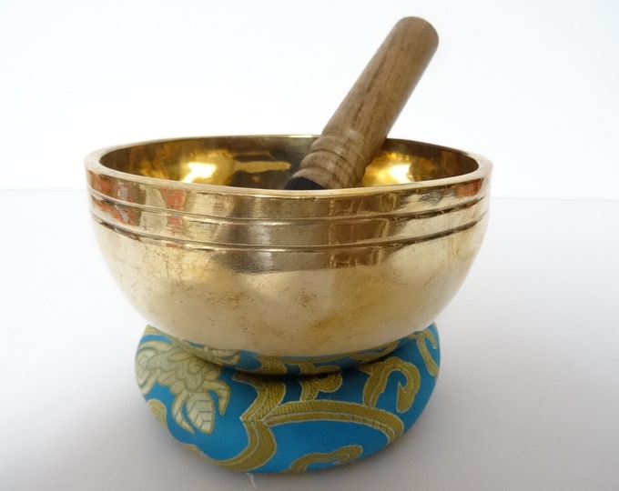 Tibetan Singing Bowl, New Jhumka Sound Therapy Sound Healing Mediation. Note A#4