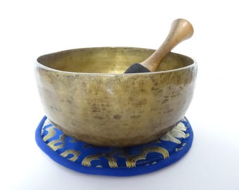 Antique Thadobati Tibetan Singing Bowl Hand Hammered Himalayan Meditation Sound Therapy A#3